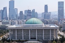 [지금 우리 국회는] 국회 ‘3급 보좌관 신설’ 재추진… “고급 인력 활용” vs “효율적 운영부터”