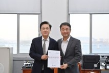 김태흠 지사, 핵심사업 들고 국회 방문