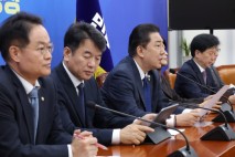 與, 계엄 1년 앞두고 국힘 압박…