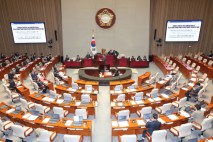 여야, 에너지 정책·NDC·대장동 항소 포기 공방