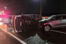 고속도로서 3중 추돌…비번 소방관 4명, ‘본능처럼’ 달려들어 생명 구했다