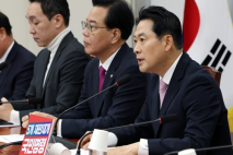 장동혁 “고환율 고통, 모두 이재명 무능탓…호텔경제학 좀 벗어나라”