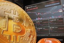 [단독] 코인 현물ETF·선물 빗장 풀리나…가상자산 판바꿀 법안 발의