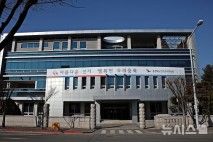 지선 째깍째깍, 출판기념회 러시…세 과시? 선거자금용?