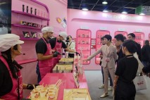 '불닭' 삼양식품 김정수 부회장 점찍은 유럽 시장…네덜란드에 물류법인 신설