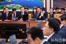 국토위 10·15 대책 공방…與 