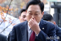 김건희 특검, '양평 특혜' 김선교 의원 조사 11시간 만에 종료