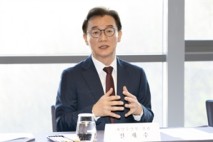 해수장관, 덴마크·영국 순방…"북극항로 개척, 국제사회와 협력"