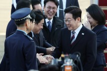 李대통령, 순방 마치고 귀국…국내현안 살피며 '성과 창출' 주력