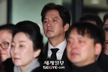 [포토] 故 이순재 마지막길 배웅하는 정준호