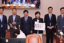 민주당 법사위 '검사장 18인 돌발 고발'에 지도부 발끈…  