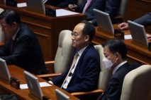 국힘, ‘추경호 체포안’ 거부 방침… 민주당 “가담 의원 더 있나”