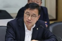 다시 나온 '한국형 루시법'···위성곤 의원 '동물보호법 개정안' 대표 발의