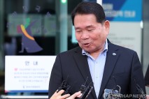 신경호 강원교육감 '불법 선거' 혐의 항소심 돌입…내달 첫 재판