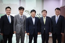 이성윤, 법원행정처 차장 만나 '전주가정법원' 설치 요청